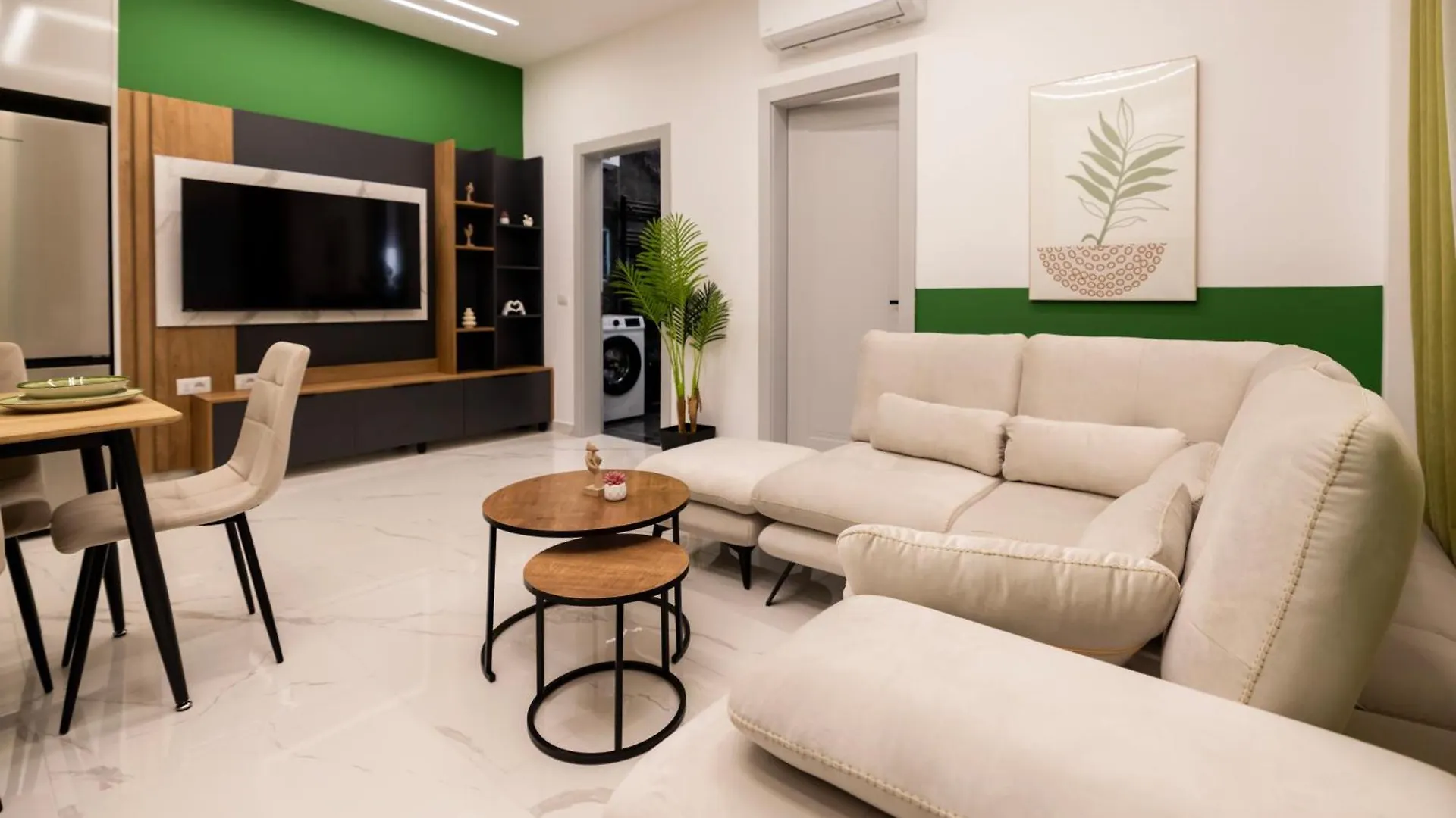 La Folea Apartments & Suites Lungomare Vlora